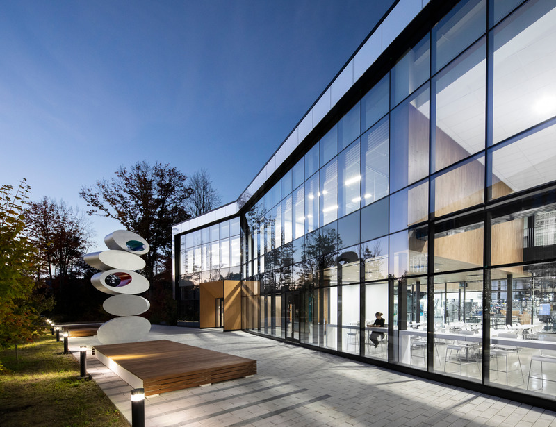 Press kit | 752-05 - Press release | The CNIMI’s New Building Embraces the Future With Open Arms - NFOE Inc. - Institutional Architecture - Photo credit: Stéphane Brügger