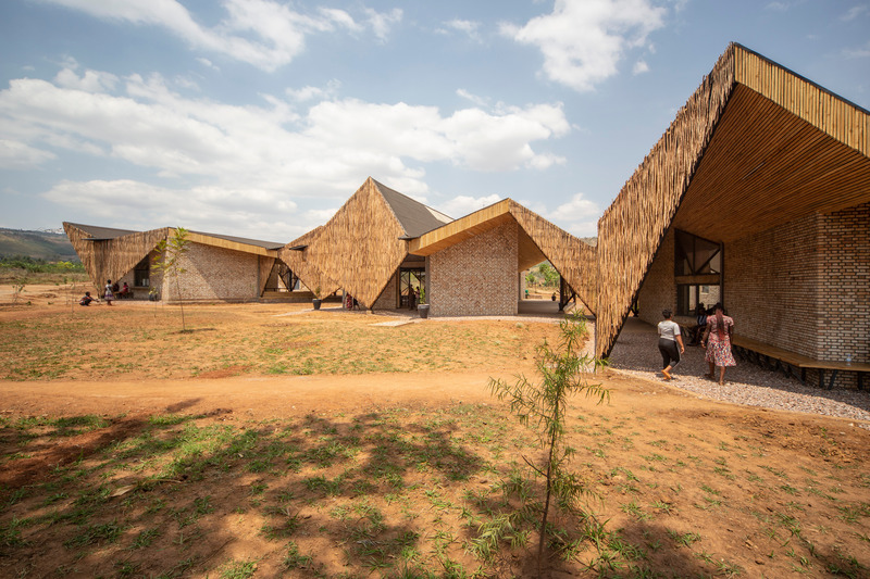 Press kit | 7043-01 - Press release | Komera Leadership Center - BE_Design - Institutional Architecture - Photo credit: Bruce Engel