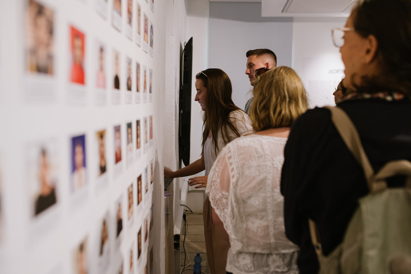 Press kit | 6944-02 - Press release | Jerusalem Design Week 2023: Exploring 'Lies & Falsehoods' - Jerusalem Design Week - Event + Exhibition - Cheatopedia by Lila Chitayat and Alon Chitayat - Photo credit: Dor Kedmi