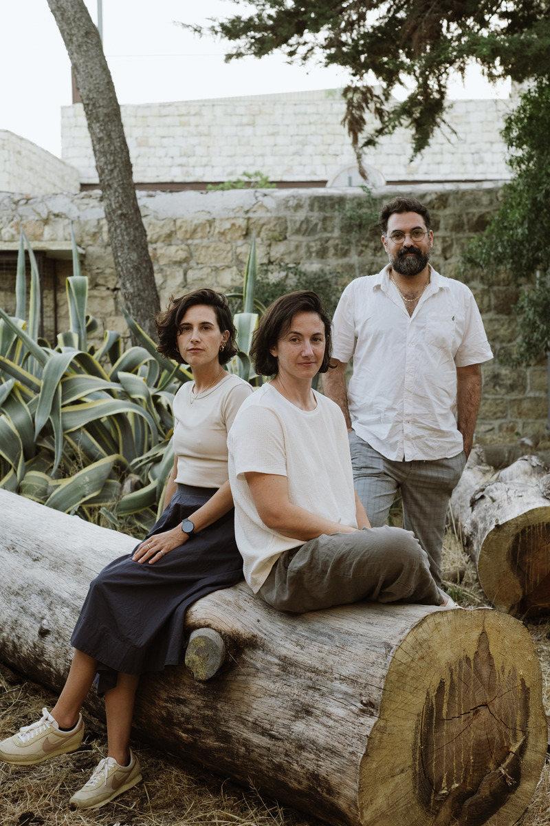 Press kit | 6944-02 - Press release | Jerusalem Design Week 2023: Exploring 'Lies & Falsehoods' - Jerusalem Design Week - Event + Exhibition - Jerusalem Design Week 2023 curators Sonja Olitsky, Dana Benshalom, and Dr. Jeremy Fogel - Photo credit: Dor Kedmi