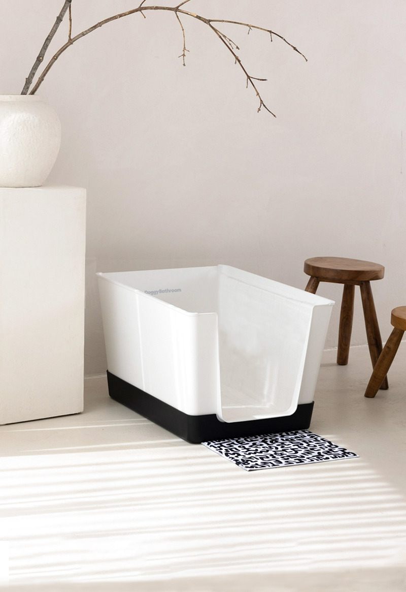 Press kit | 3904-03 - Press release | Doggy Bathroom Introduces Keith Haring Collection - Doggy Bathroom - Product - Doggy Bathroom x Keith Haring Black - Photo credit: Mélanie Bussière