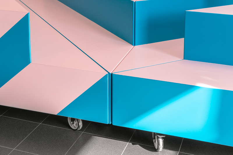 Press kit | 5597-02 - Press release | Berlin International Lobby furniture - L’atelier - Product - Detail - Photo credit: Philipp Jester