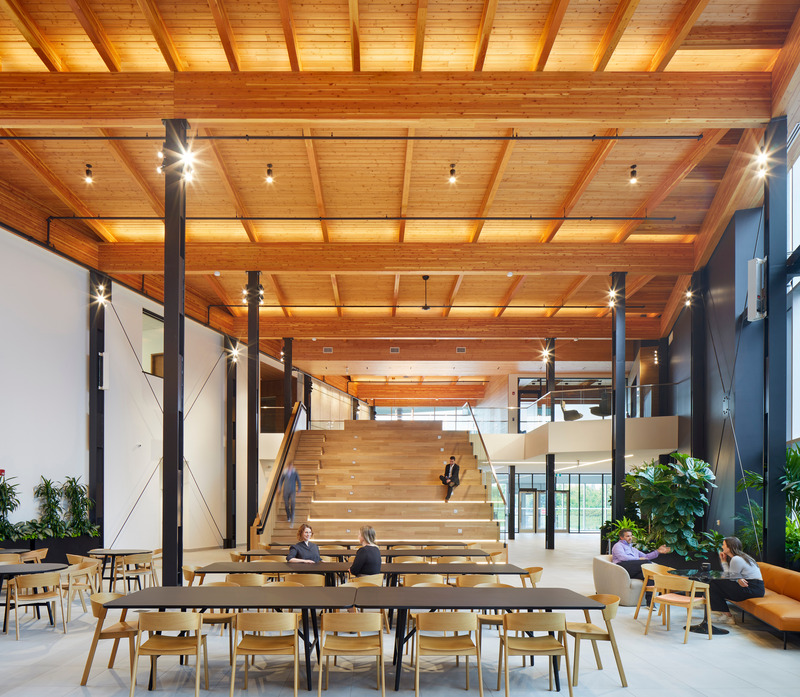 Press kit | 1132-06 - Press release | Redefining the Workplace Experience: Caivan / ABIC's New Head Office - Figurr Architects Collective - Commercial Architecture - Photo credit: Tom Arban Photography