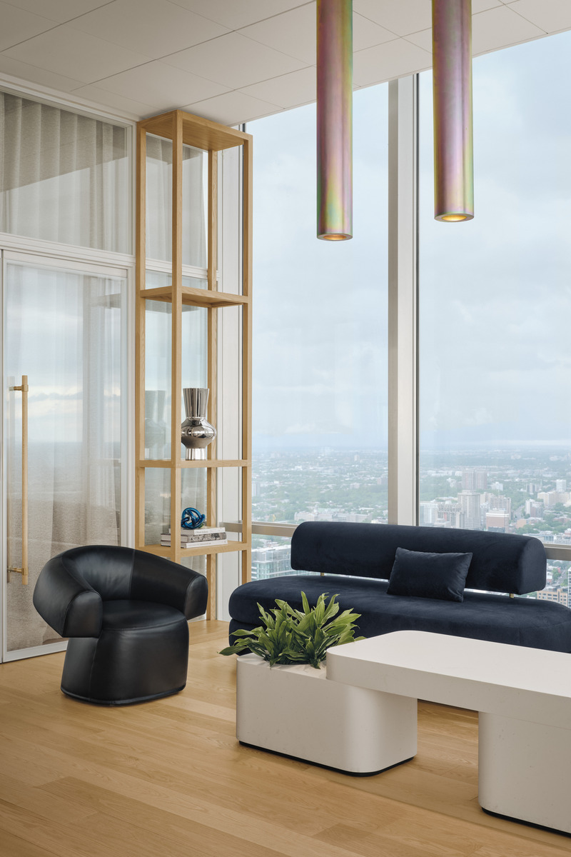 Press kit | 1303-19 - Press release | Modernist Elegance Meets Panoramic Views at Montreal’s New Culinary Destination - Sid Lee Architecture - Commercial Interior Design - 46th - Photo credit: Alex Lesage