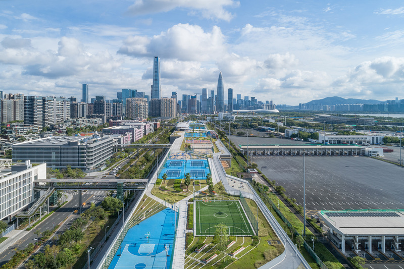 Dossier de presse | 809-38 - Communiqué de presse | Meet the Winners of the 2023 AZ Awards! - AZURE Media - Concours -  <p>Winner in Urban Design Interventions</p><p><br></p><p>Crossboundaries: Shenzhen Skypark, Shenzhen, China </p>  - Crédit photo : Yu Bai