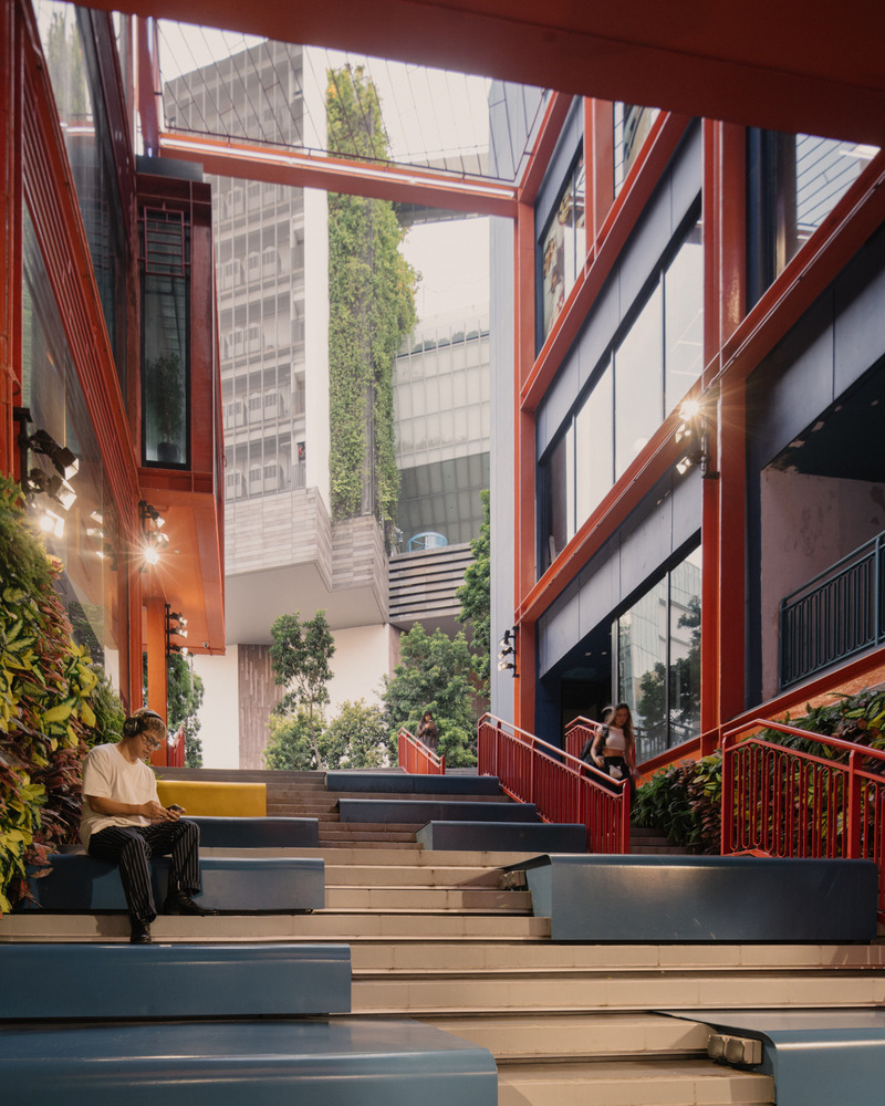 Press kit | 1978-02 - Press release | GRiD - SPARK - Commercial Architecture - Stairs - Photo credit: KhooGuoJie
