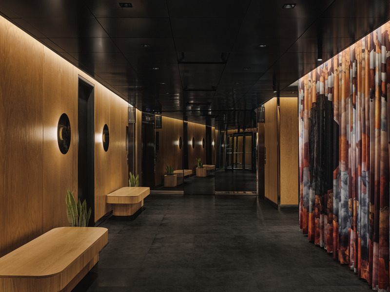Press kit | 1303-19 - Press release | Modernist Elegance Meets Panoramic Views at Montreal’s New Culinary Destination - Sid Lee Architecture - Commercial Interior Design -  43rd - Photo credit: Alex Lesage