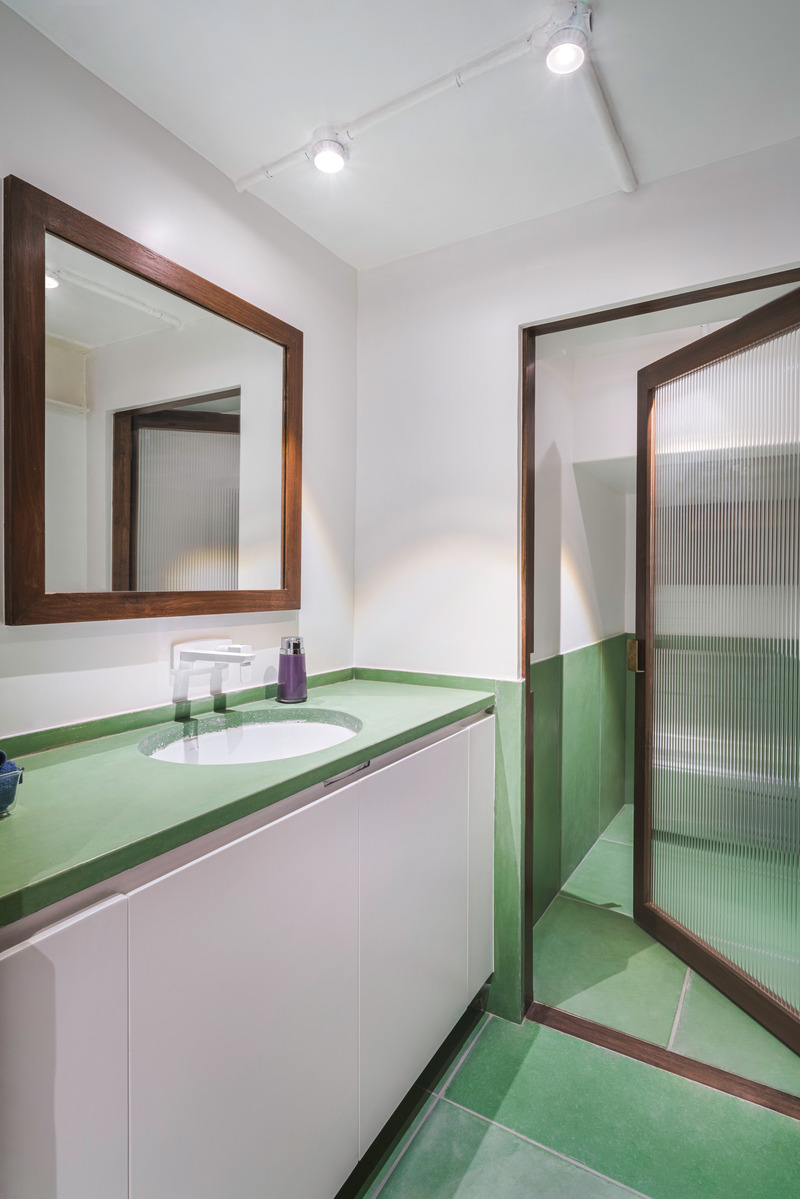 Press kit | 4016-03 - Press release | Tarq Gallery - Squareworks - Art -  Powder room  - Photo credit: Studio Charuau