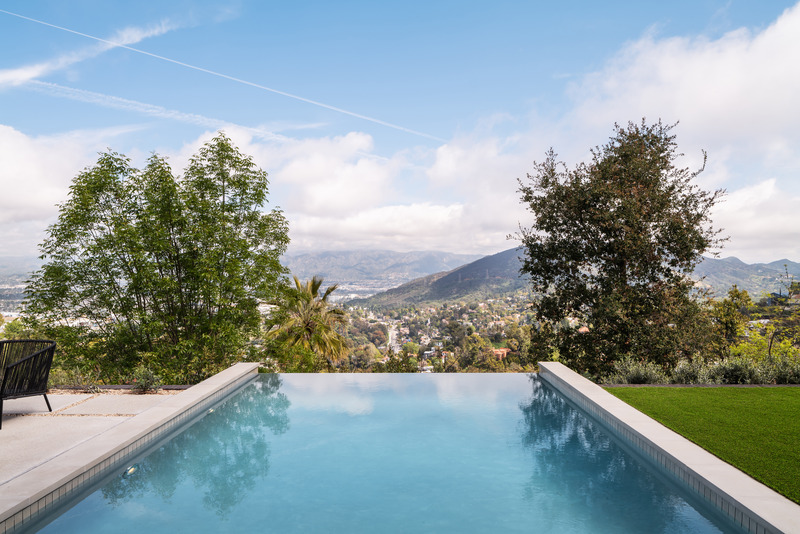 Dossier de presse | 5795-07 - Communiqué de presse | t House Defines a Seamless Connection Between Earth and Sky - ANX / Aaron Neubert Architects - Architecture résidentielle - Pool Detail<br> - Crédit photo : Paul Vu / HANA