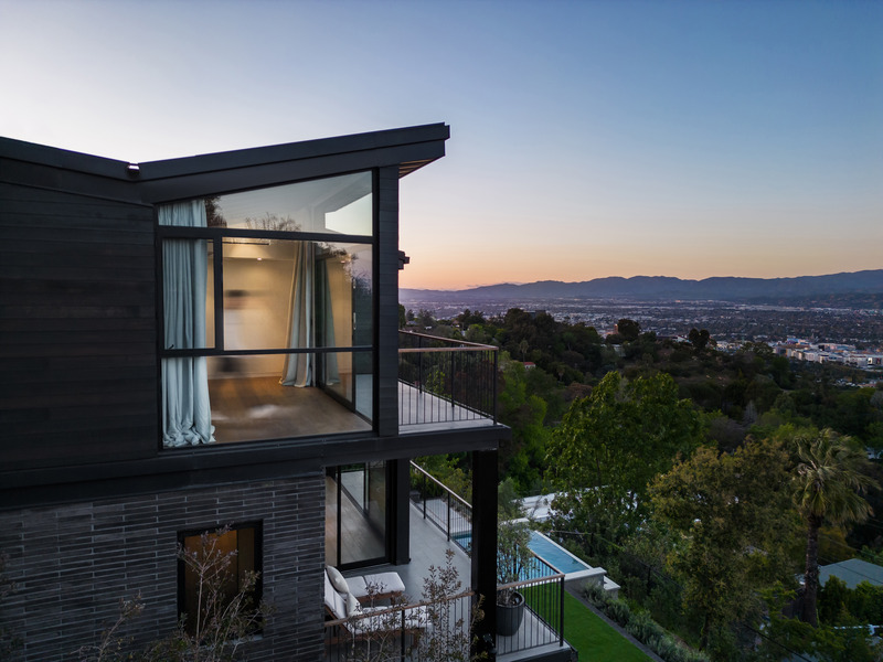 Dossier de presse | 5795-07 - Communiqué de presse | t House Defines a Seamless Connection Between Earth and Sky - ANX / Aaron Neubert Architects - Architecture résidentielle - Exterior Detail<br> - Crédit photo : Paul Vu / HANA
