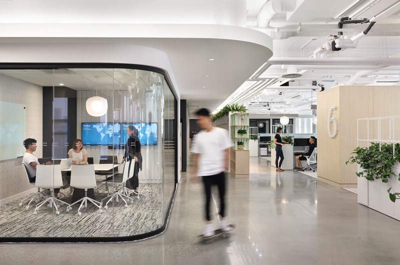 Dossier de presse | 5571-02 - Communiqué de presse | Trulioo's New HQ in Vancouver to Revitalize Return-to-Work Efforts - Edit Studios Inc. - Design d’intérieur commercial - Open Work Zones - Crédit photo : Ema Peter