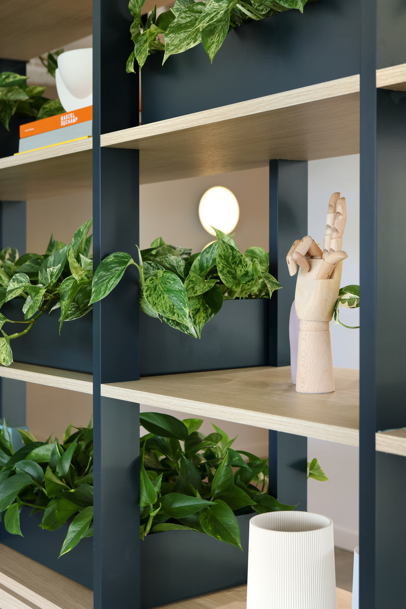 Dossier de presse | 5571-02 - Communiqué de presse | Trulioo's New HQ in Vancouver to Revitalize Return-to-Work Efforts - Edit Studios Inc. - Design d’intérieur commercial - Plant Library  - Crédit photo : Ema Peter