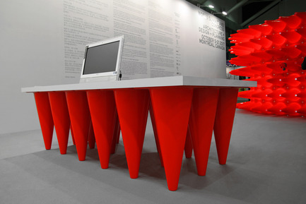 Dossier de presse | 753-09 - Communiqué de presse | Bilan positif pour la mission du design québécois à Taipei - Mission Design - Évènement + Exposition - Le stand de Mission Design, réalisé par Paprika, au Taipei World Design Expo. - Crédit photo : Louis Gagnon, Paprika