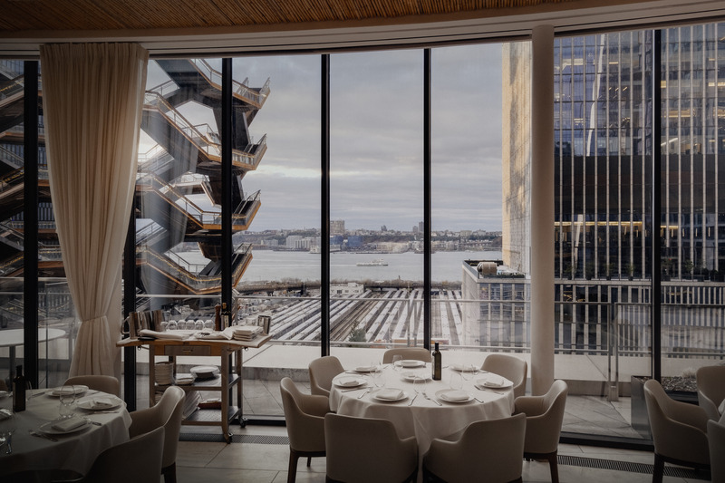 Press kit | 1213-02 - Press release | MILOS Hudson Yards - AtelierCarle - Residential Interior Design - Photo credit: Felix Michaud