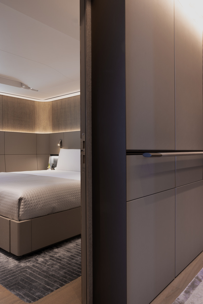 Press kit | 889-06 - Press release | BURDIFILEK Sets Sail Into the World of Luxury Yachting With Entourage - BURDIFILEK - Residential Interior Design - Lower deck corridor and sleeping quarters. - Photo credit: Guillaume Plisson