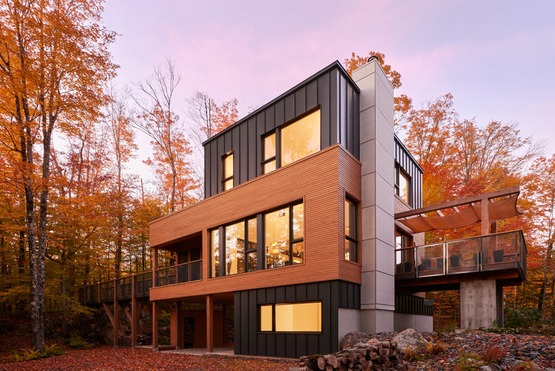 Dossier de presse | 1536-05 - Communiqué de presse | La Passerelle - Luc Plante architecture + design - Architecture résidentielle - Crédit photo : Annie Fafard