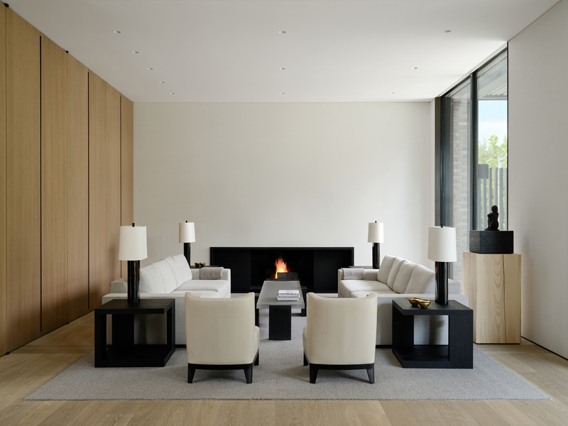 Dossier de presse | 889-07 - Communiqué de presse | Résidence Forest Hill - BURDIFILEK - Design d’intérieur résidentiel - <p>Salon familial (étage principal)</p> - Crédit photo : Doublespace