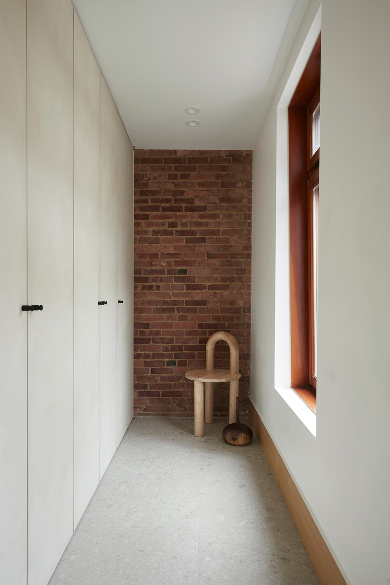 Dossier de presse | 3189-01 - Communiqué de presse | Résidence Lanaudière - Michael Godmer Studio + Dany Durand Courchesne Architecte - Design d’intérieur résidentiel - Crédit photo : Maxime Brouillet