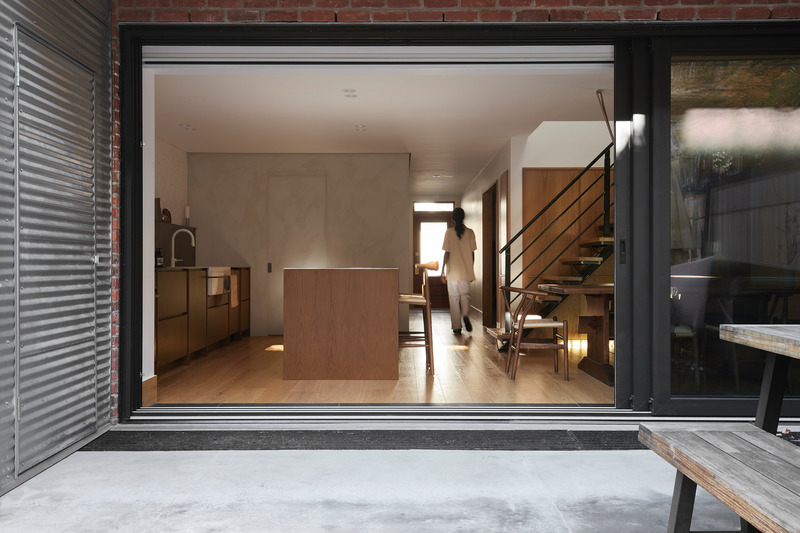 Dossier de presse | 3189-01 - Communiqué de presse | Résidence Lanaudière - Michael Godmer Studio + Dany Durand Courchesne Architecte - Design d’intérieur résidentiel - Crédit photo : Maxime Brouillet