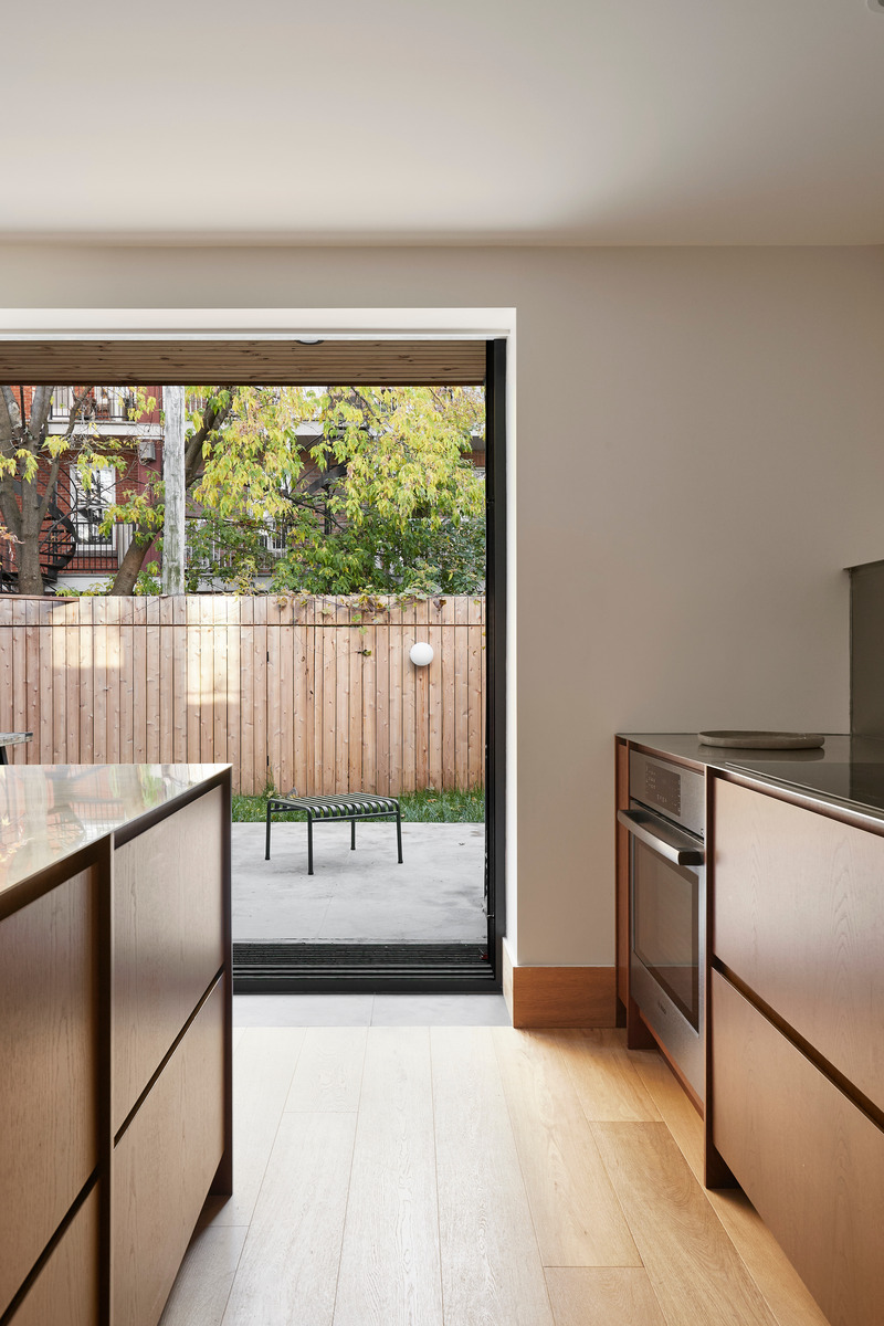 Dossier de presse | 3189-01 - Communiqué de presse | Résidence Lanaudière - Michael Godmer Studio + Dany Durand Courchesne Architecte - Design d’intérieur résidentiel - Crédit photo : Maxime Brouillet