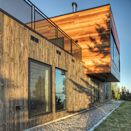 Dossier de presse | 877-01 - Communiqué de presse | Les Terrasses Cap-À-L’aigle : Une architecture grandeur nature - MU Architecture - Architecture résidentielle - LE PHARE - Crédit photo : Ulysse Lemerise Bouchard