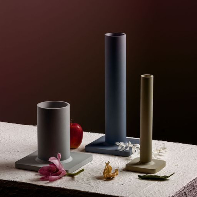Press kit | 748-47 - Press release | A Look at the Canadian Manufacturing Landscape: the UQAM Centre de design Presents Industrial Craftsmanship - Centre de design de l’UQAM - Industrial Design - <p>Designer: Calen Knauf</p><p> Item: Bead Vase</p><p> Date: 2019</p> - Photo credit: Photo credit: Conrad Brown