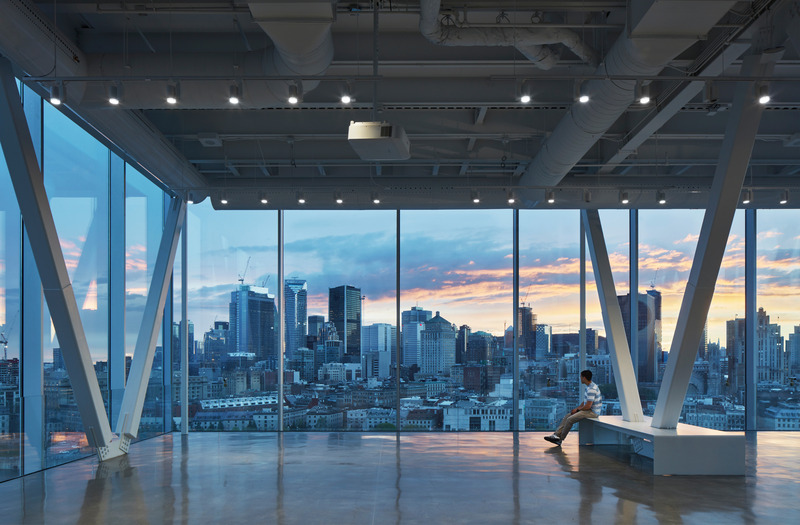 Dossier de presse | 952-34 - Communiqué de presse | Tour du Port de Montréal et Grand Quai - Provencher_Roy and NIPPAYSAGE - Architecture commerciale -  <p class="">Tour du Port de Montréal</p>  - Crédit photo : James Brittain
