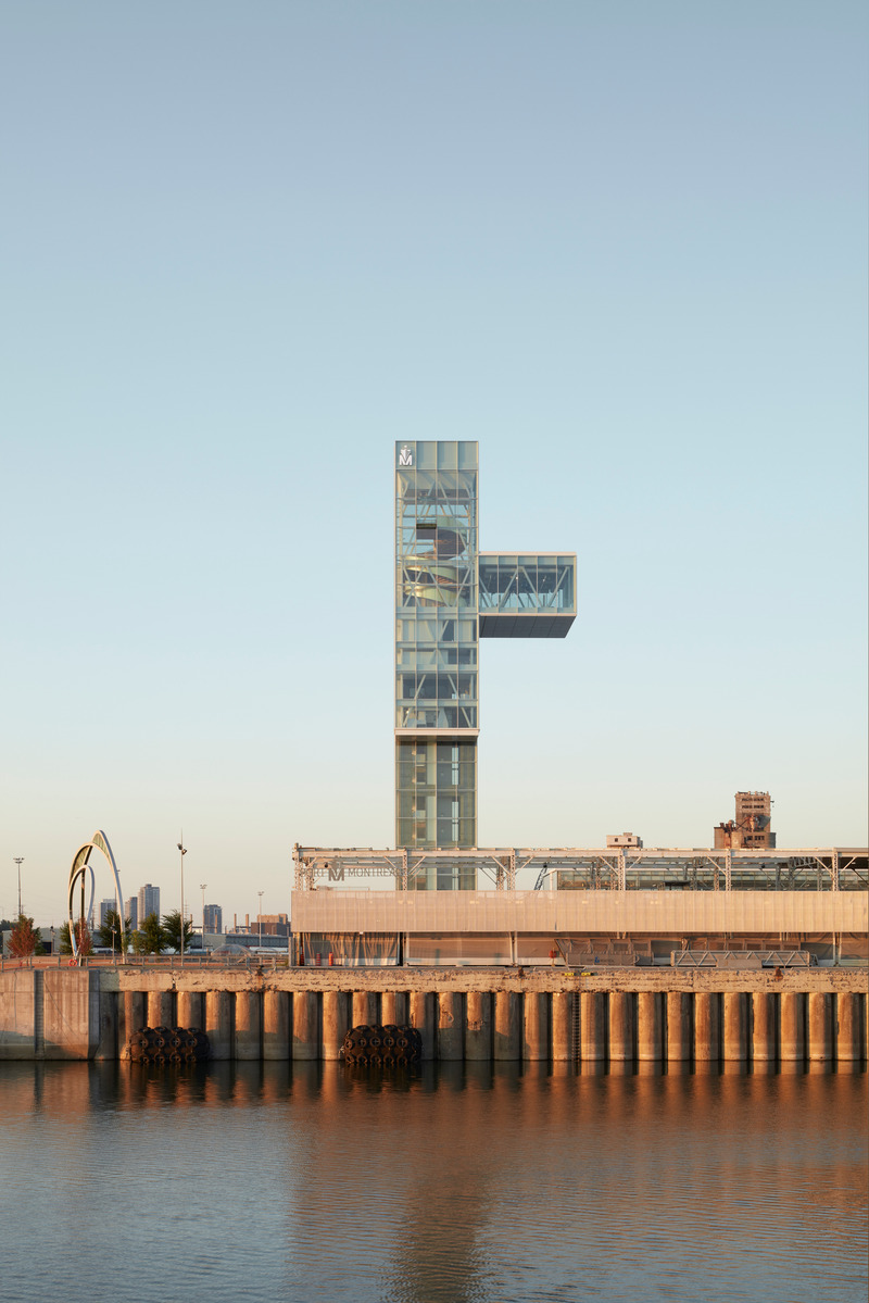 Dossier de presse | 952-34 - Communiqué de presse | Tour du Port de Montréal et Grand Quai - Provencher_Roy and NIPPAYSAGE - Architecture commerciale -  <p class="">Grand Quai &amp; Tour du Port de Montréal</p>  - Crédit photo : James Brittain