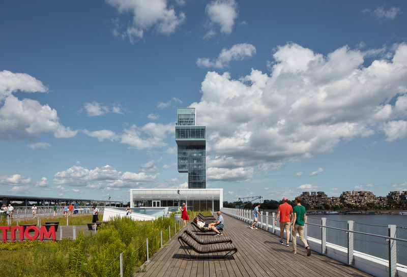 Dossier de presse | 952-34 - Communiqué de presse | Tour du Port de Montréal et Grand Quai - Provencher_Roy and NIPPAYSAGE - Architecture commerciale -  <p class="">Grand Quai &amp; Tour du Port de Montréal</p>  - Crédit photo : James Brittain