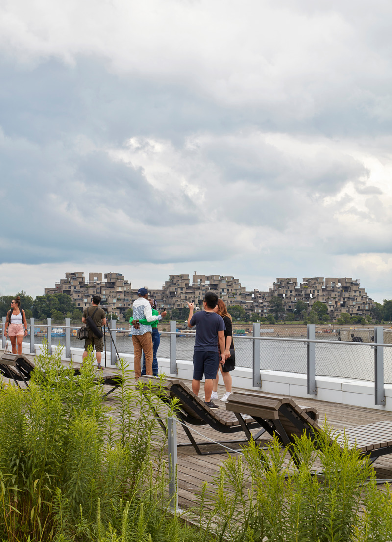 Dossier de presse | 952-34 - Communiqué de presse | Tour du Port de Montréal et Grand Quai - Provencher_Roy and NIPPAYSAGE - Architecture commerciale -  <p class="">Grand Quai </p>   - Crédit photo : James Brittain