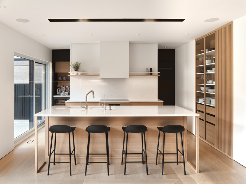 Dossier de presse | 6870-01 - Communiqué de presse | La maison au grand cœur - Entre Quatre Murs - Design d’intérieur résidentiel - Crédit photo : Phil Bernard