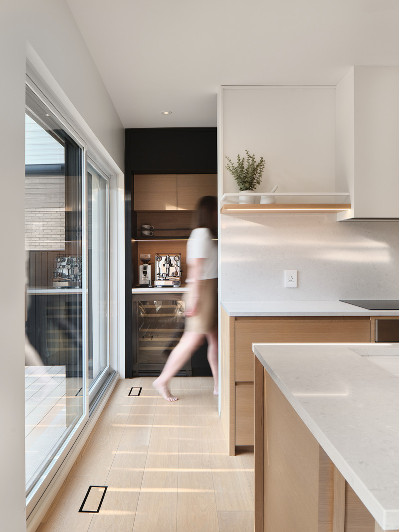 Dossier de presse | 6870-01 - Communiqué de presse | La maison au grand cœur - Entre Quatre Murs - Design d’intérieur résidentiel - Crédit photo : Phil Bernard