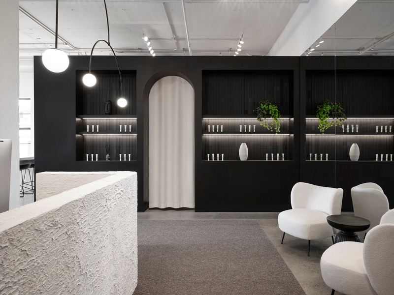 Dossier de presse | 6870-02 - Communiqué de presse | Le studio BlackSwan - Entre Quatre Murs - Design d’intérieur commercial - Crédit photo : Maxime Brouillet
