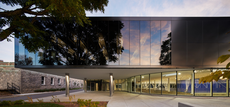 Press kit | 1317-23 - Press release | Complexe Sportif et Culturel Collège Notre Dame: Social Architecture for the Mind, the Heart, and the Body - ACDF Architecture - Commercial Interior Design - Photo credit: Adrien Williams