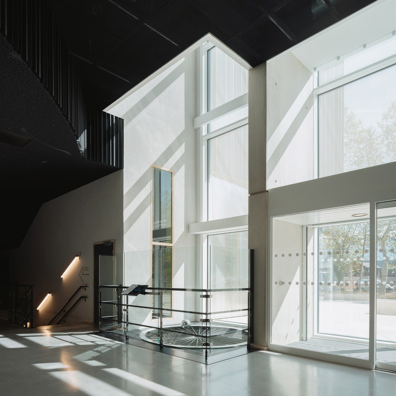 Press kit | 1170-09 - Press release | Cosmocité: A Contemporary Showcase for the Scientific Culture of Metropolitan Grenoble - ARCANE Architectes and Cardin Julien - Institutional Architecture - Photo credit: Nicolas Trouillard
