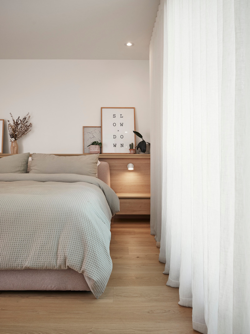 Dossier de presse | 6870-03 - Communiqué de presse | Quand sérénité rime avec simplicité dans la métamorphose d’une maison de ville Montréalaise - Entre Quatre Murs - Design d’intérieur résidentiel - Crédit photo : Maxime Brouillet