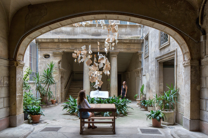 Dossier de presse | 982-54 - Communiqué de presse | Appel à candidatures - FAV 2024 - Association Champ Libre - Festival des Architectures Vives (FAV) - Évènement + Exposition - FAV 2023- Livrons-Nous - Le DEUNFF Viviane / MARIE Camille / JEANJEAN Charlottes - Architectes - Crédit photo : Photoarchitecture