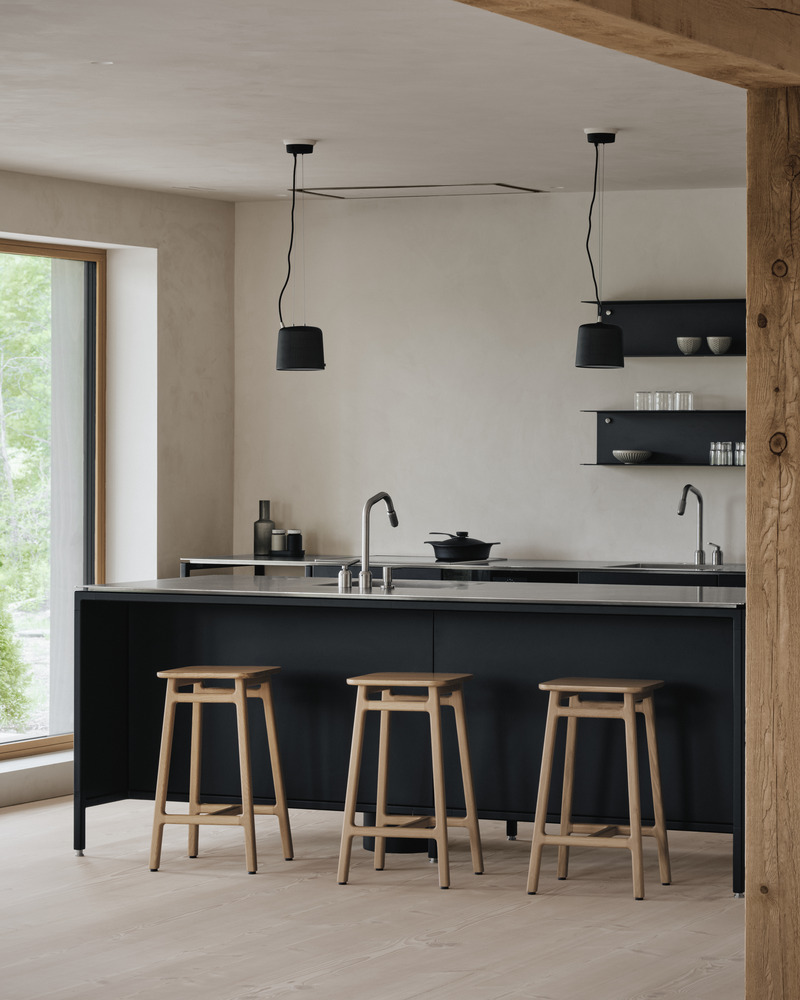 Dossier de presse | 1685-07 - Communiqué de presse | Maison Melba - Atelier L'Abri - Architecture résidentielle - Cuisine - Crédit photo : Alex Lesage