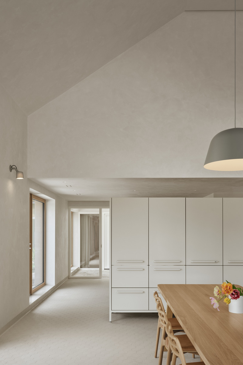 Dossier de presse | 1685-07 - Communiqué de presse | Maison Melba - Atelier L'Abri - Architecture résidentielle - Atelier - Crédit photo : Alex Lesage