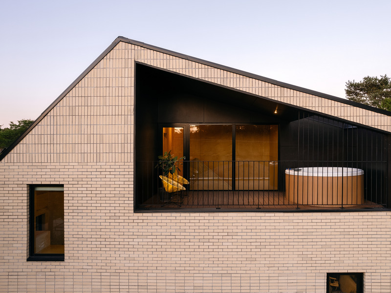 Press kit | 2045-09 - Press release | Humber Residence - Batay-Csorba Architects - Residential Architecture - Photo credit: Doublespace Photography