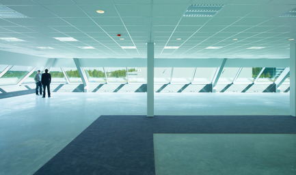 Dossier de presse | 876-01 - Communiqué de presse | New VVIP (Very, Very Important People) Terminal at Schiphol Airport Amsterdam - VMX Architects - Architecture institutionnelle - Crédit photo : Jeroen Musch