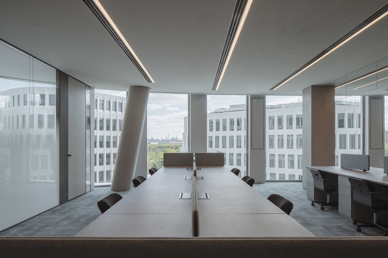 Dossier de presse | 3531-09 - Communiqué de presse | H World Group Global Headquarters - Vermilion Zhou Design Group - Design d’intérieur commercial - Crédit photo : Jian Quan Wu
