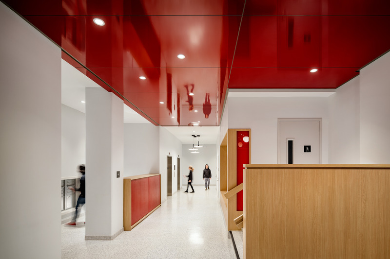 Dossier de presse | 5881-04 - Communiqué de presse | The Garnet - Shakespeare Gordon Studio - Architecture résidentielle - Residential lobby - Crédit photo : Alexander Severin