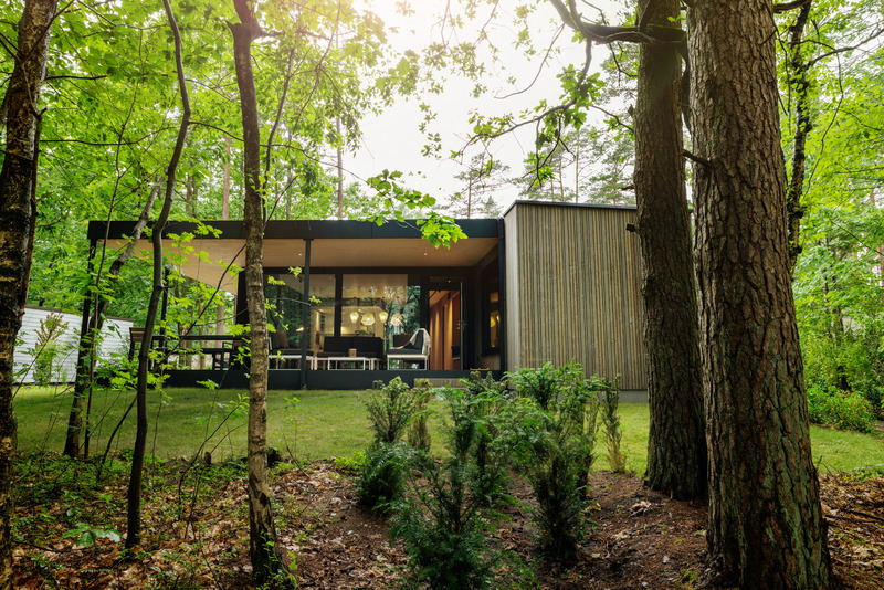 Dossier de presse | 1472-13 - Communiqué de presse | Center Parcs Cottage: Coming Together in Nature - Concrete Amsterdam - Architecture commerciale - Crédit photo : Ton Hurks<br style="">