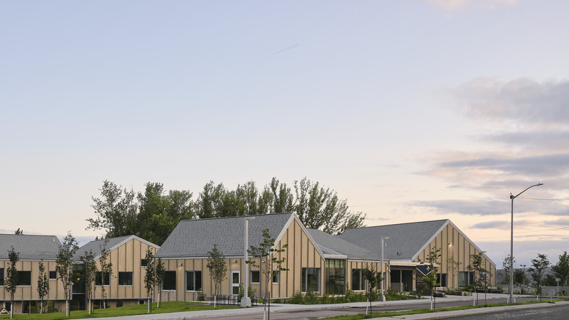 Press kit | 7340-01 - Press release | L'École de l'Étincelle Expands the Boundaries of  Conventional Schooling - Consortium Agence Spatiale, Appareil Architecture, BGLA architecture - Institutional Architecture - Photo credit: Maxime Brouillet