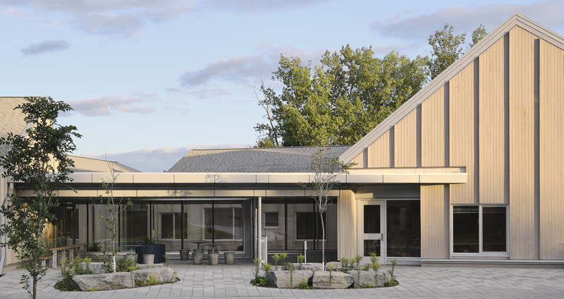 Press kit | 7340-01 - Press release | L'École de l'Étincelle Expands the Boundaries of  Conventional Schooling - Consortium Agence Spatiale, Appareil Architecture, BGLA architecture - Institutional Architecture - Photo credit: Maxime Brouillet