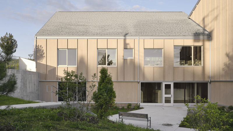Press kit | 7340-01 - Press release | L'École de l'Étincelle Expands the Boundaries of  Conventional Schooling - Consortium Agence Spatiale, Appareil Architecture, BGLA architecture - Institutional Architecture - Photo credit: Maxime Brouillet