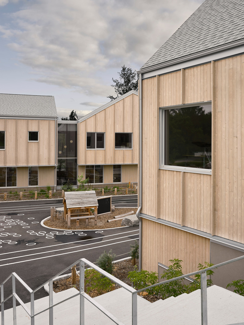 Press kit | 7340-01 - Press release | L'École de l'Étincelle Expands the Boundaries of  Conventional Schooling - Consortium Agence Spatiale, Appareil Architecture, BGLA architecture - Institutional Architecture - Photo credit: Maxime Brouillet