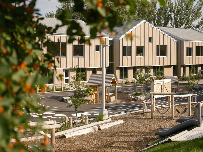 Press kit | 7340-01 - Press release | L'École de l'Étincelle Expands the Boundaries of  Conventional Schooling - Consortium Agence Spatiale, Appareil Architecture, BGLA architecture - Institutional Architecture - Photo credit: Maxime Brouillet