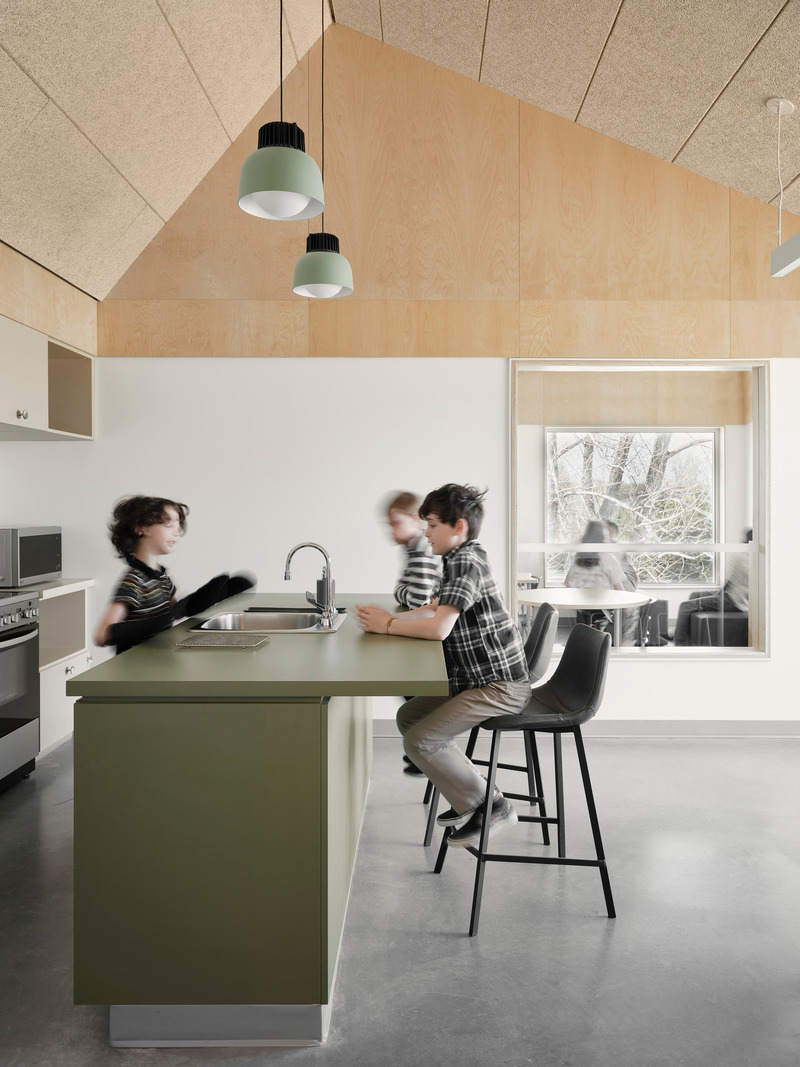 Press kit | 7340-01 - Press release | L'École de l'Étincelle Expands the Boundaries of  Conventional Schooling - Consortium Agence Spatiale, Appareil Architecture, BGLA architecture - Institutional Architecture - Photo credit: Maxime Brouillet